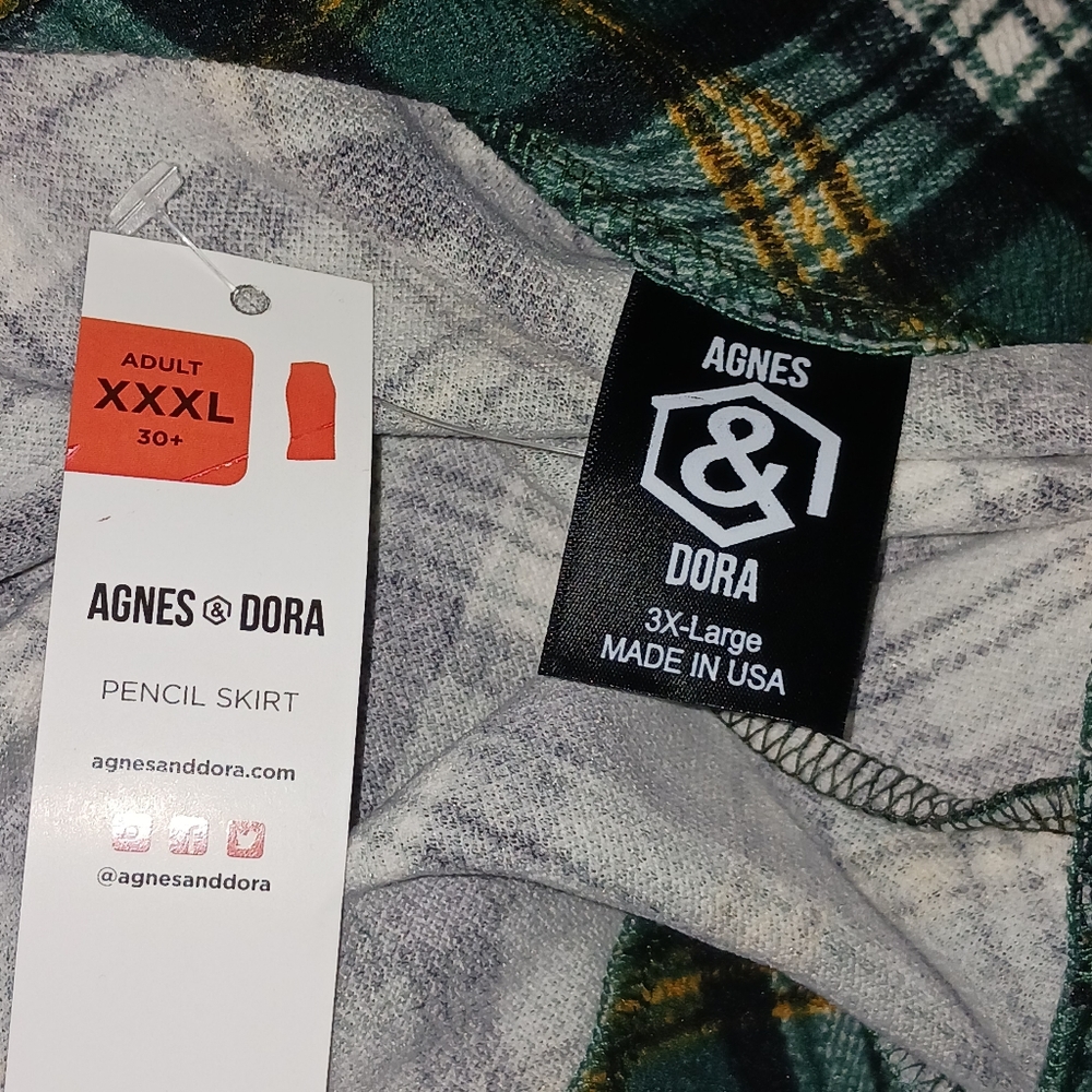 Agnes and Dora pencil skirt - Picture 3 of 3